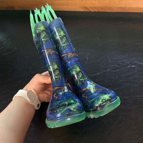 Western Chief Sz 6 Toddler Boys' Diego Dinosaur T-Rex light Up Rain Boots bin - Picture 8 of 11